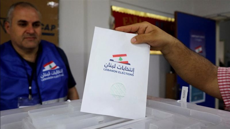 اقبال لبناني كبير