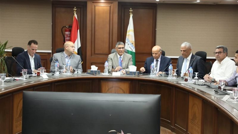اجتماع محافظة الجيزة