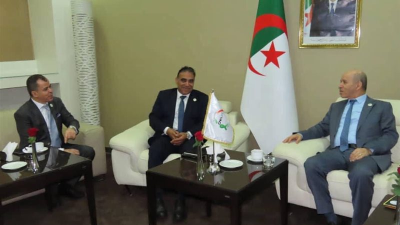 رئيس اللجنة القومية