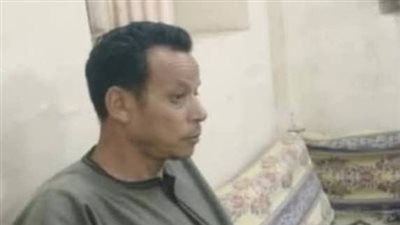 «ومن الحزن ما قتل».. سوهاج تشيع شابًا توفى بعد والده بأسبوعين 