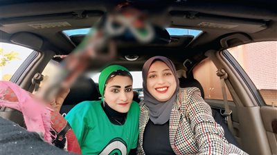 زيزي تحدت إعاقتها بتنس الطاولة ودشنت مبادرة لتعليم ذوي الهمم القيادة