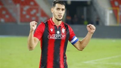 الأهلي يكثف مفاوضاته لحسم التعاقد مع الجزائري زين الدين بلعيد