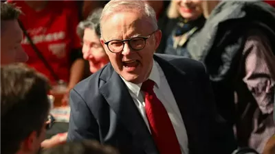 رئيس الوزراء الأسترالي يناقش مع ترامب تطبيق الرسوم الجمركية «العقابية»