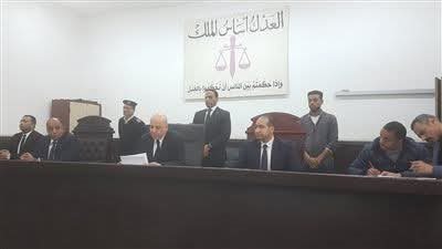 السجن 5 سنوات لطبيب بجامعة الفيوم و5 أشخاص بتهمه ترويع المواطنين