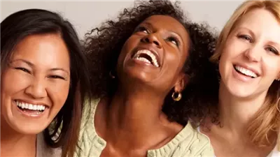 في اليوم العالمي للضحك.. تعرف على فوائده الصحية والنفسية