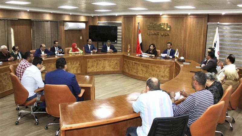 حزب العدل يحتفل بعيد