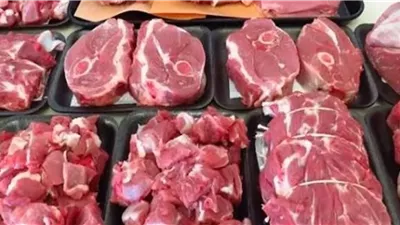 استقرار نسبي في أسعار اللحوم الحمراء مع تزايد الطلب خلال عيد الأضحى