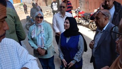 نائب محافظ دمياط تفاجئ مخبز بلدي بسبب الطابور في كفر البطيخ 