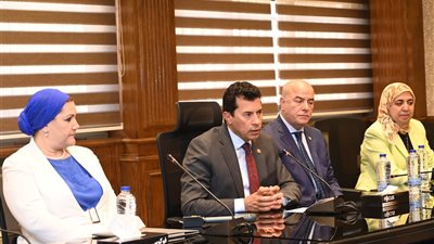 بروتوكول تعاون بين «الأمومة» و«الرياضة» لدعم حقوق الأطفال الرياضية والاجتماعية