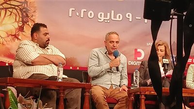 محمد حفظي في ندوة الفستان الأبيض : السينما ليست مطالبة بتقديم حلول  