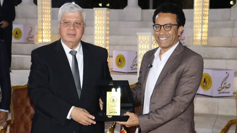 سامح حسين مع الدكتور