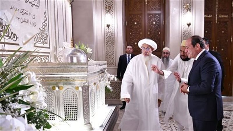 من افتتاح السيدة