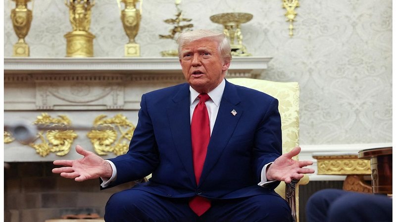 الرئيس الأمريكي دونالد