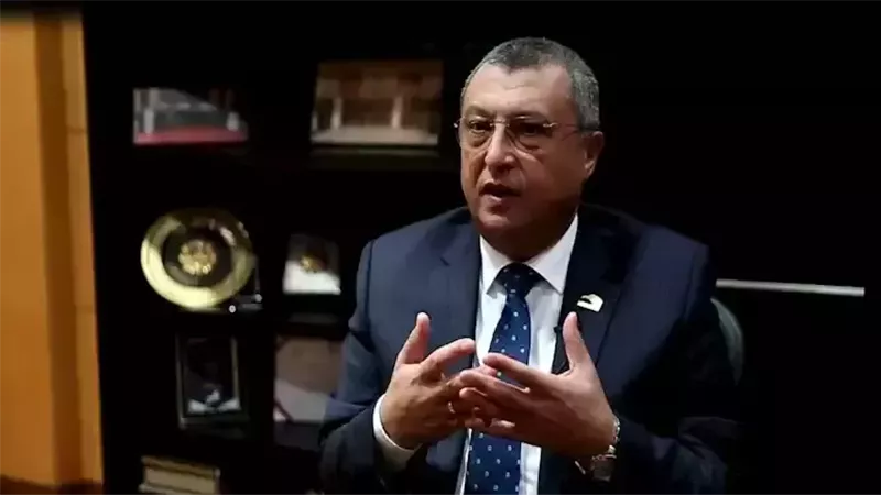 وزير البترول الاسبق