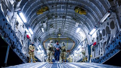 الولايات المتحدة تسعى إلى إبرام اتفاقيات ترحيل اللاجئين 