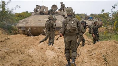 إسرائيل: عناصر حماس تهاجم تمركز للواء كفير برفح ومروحيات الجيش تجلي المصابين