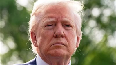 ترامب يتعهد بمساعدة سكان غزة ويتهم حماس بسرقة المساعدات