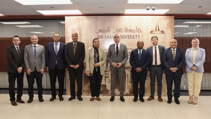 رئيس جامعة عين شمس