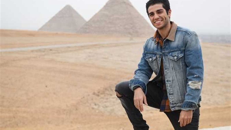 الفنان مينا مسعود