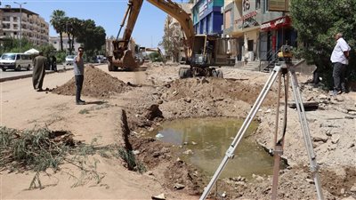 محافظ أسوان يكلف نائبه بالمتابعة الميدانية لمشروع تطوير طريق السادات والإنتهاء