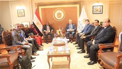 وزير التعليم العالي يستقبل وزير خارجية جمهورية القمر المتحدة