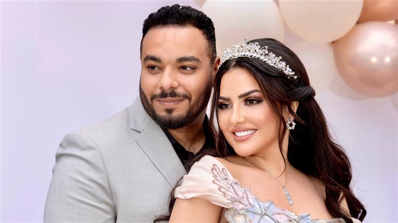 إيمان عبدالغني وخطيبها