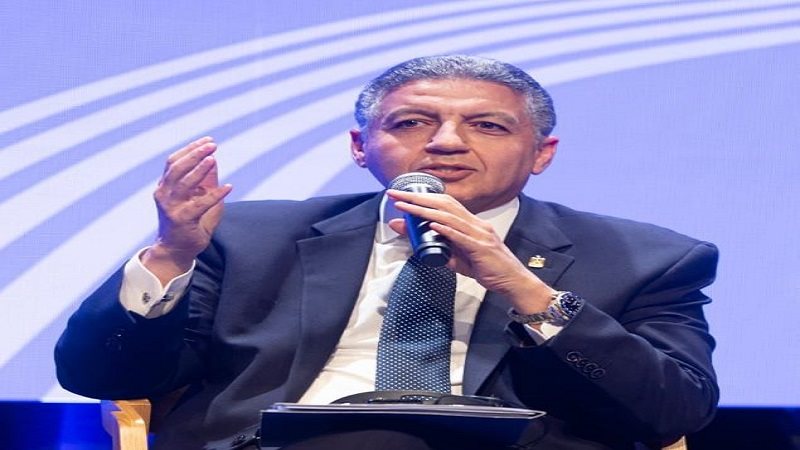 السفير عمر عامر