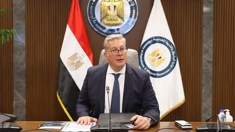 وزير البترول