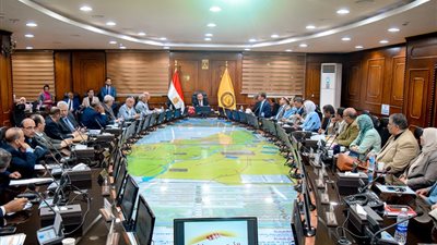 مجلس جامعة بني سويف يوافق على عقد ندوات ودورات وورش عمل لتطوير المهارات