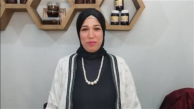 النحل بيخاف منها..