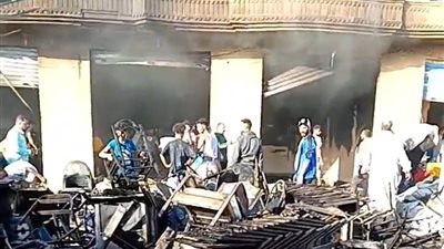 إصابة 3 أشخاص باختناق في حريق مخزن فراشة بالقنطرة غرب بالإسماعيلية