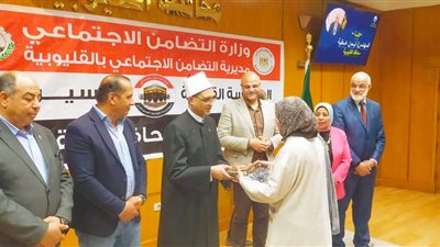 وكيل أوقاف القليوبية يوجه الحجاج بالدعاء لمصر في عرفات