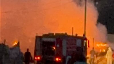 حريق هائل يلتهم كسارة بلاستيك بقرية سعدون في الغربية 