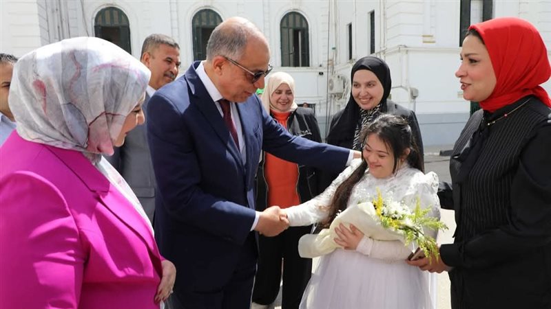 محافظ المنيا