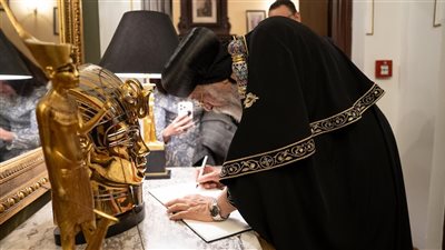 البابا تواضروس الثاني يصل دولة التشيك والسفارة المصرية تقيم حفل استقبال رسمي
