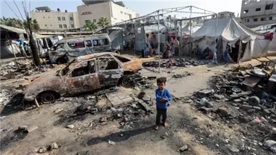 تصعيد جديد في غزة.. قصف إسرائيلي يستهدف نازحين في خان يونس