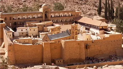 ملتقى الديانات السماوية.. القصة الكاملة لمخاوف إخلاء دير سانت كاترين