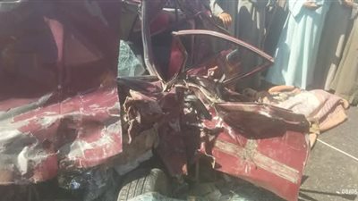 حادث مروع على طريق مصر- أسيوط الزراعي.. إصابة عائلة وتحطم تروسيكل