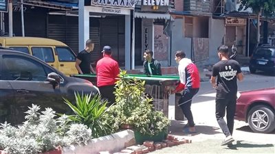 حي الزهور ببورسعيد يواصل حملاته لإزالة الإشغالات وتشميع محال الخردة |صور