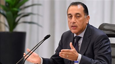 رئيس الوزراء: قوائم الانتظار تراجعت من 50 ألف لـ 15