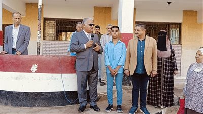 إحالة مدير مدرسة فنية تجارية بأبشواي للتحقيق بجولة لمدير تعليم الفيوم |صور