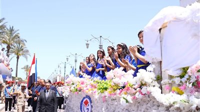 مراكب ورورد ومسيرات طلابية في احتفالات العيد القومي لمحافظة دمياط 