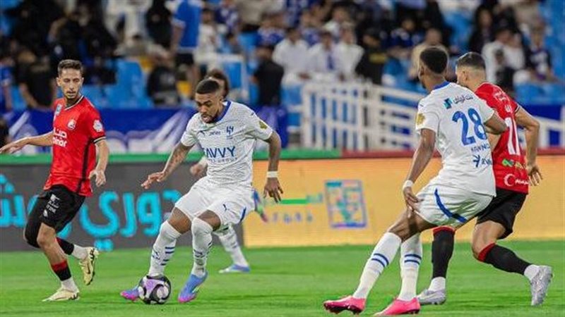 مباراة الهلال والرائد