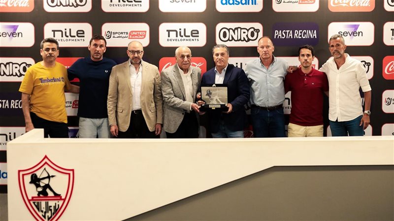 تكريم جوزيه بيسيرو