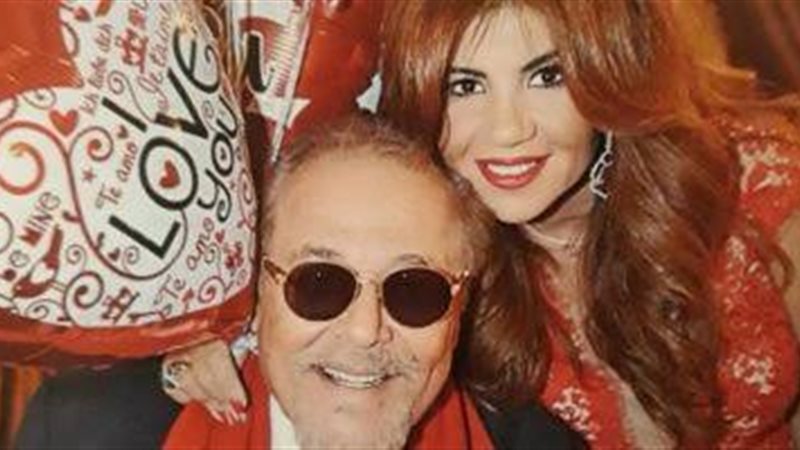 الفنان محمود عبدالعزيز