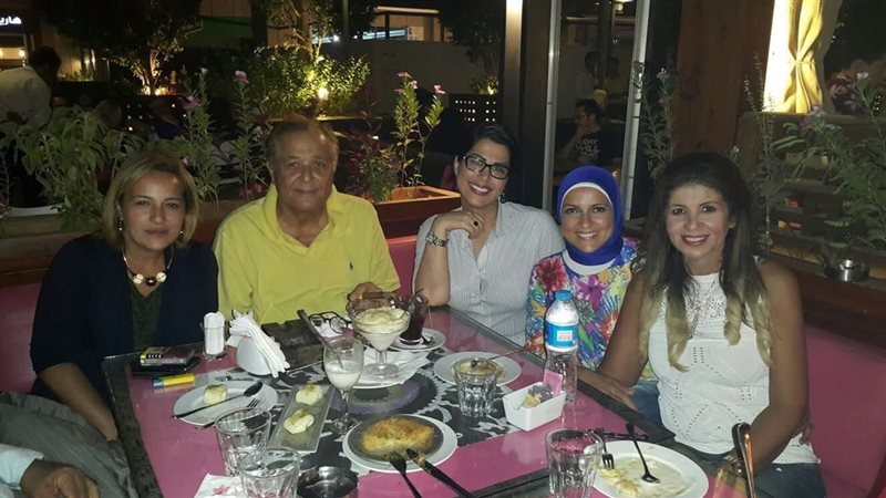 صورة تجمع الإعلامية