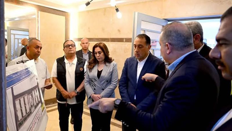 رئيس الوزراء أثناء