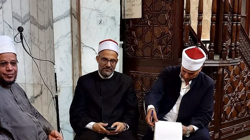 حملات تفتيش بمساجد