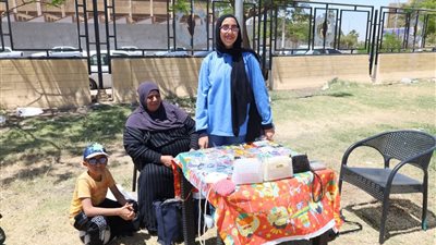 لبناء جيل مبتكر.. منتجات طلابية تزين ممشى السويس التاريخي