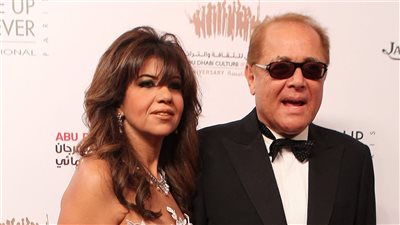 جواز سفر «منتهي الصلاحية» يؤكد استمرارية زواج بوسي شلبي ومحمود عبد العزيز